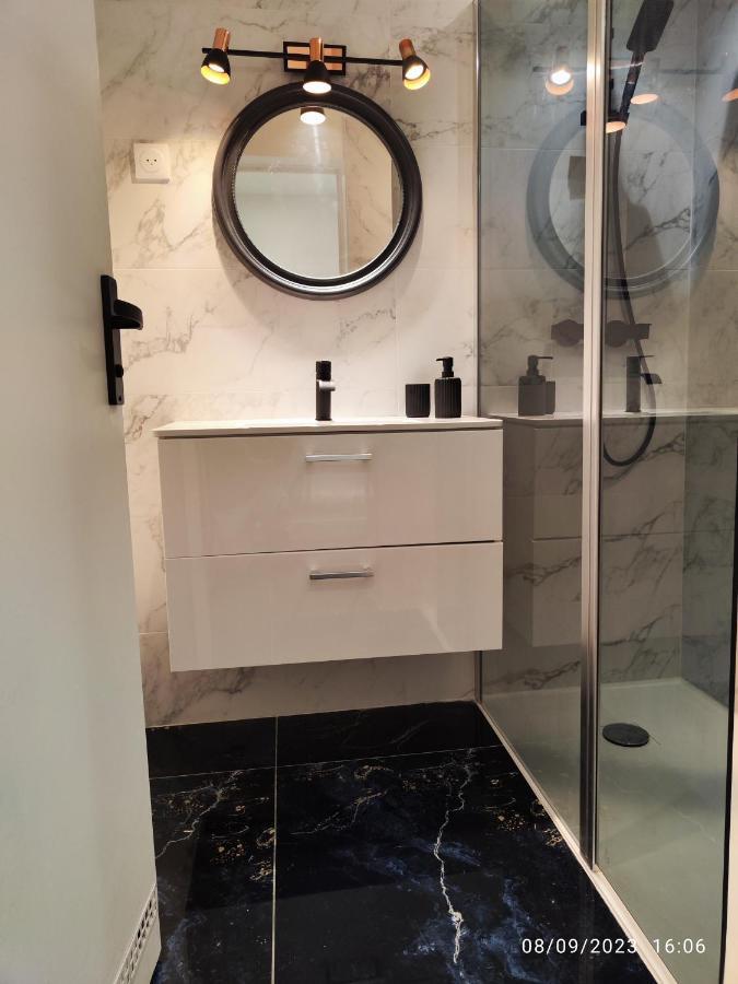 Studio Avec Jaccuzzi Saintry-sur-Seine Екстер'єр фото